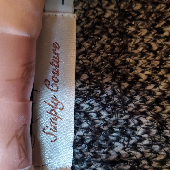 Lovely Cardigan by Simply Couture - Picture 3 of 6